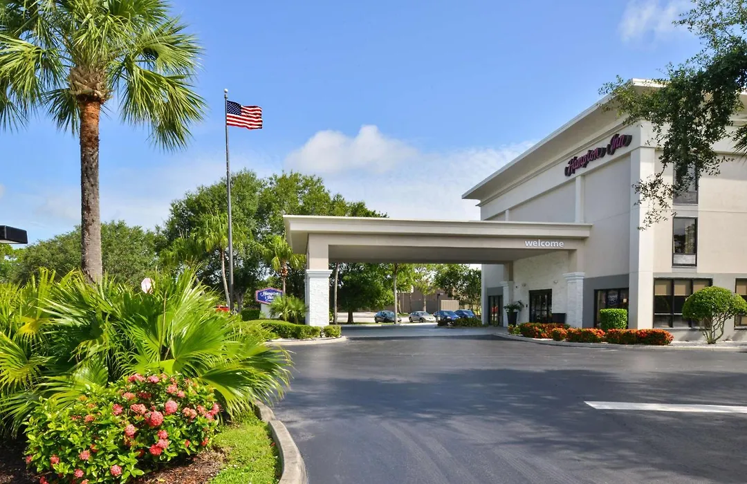 Hampton Inn Vero Beach Outlets-1